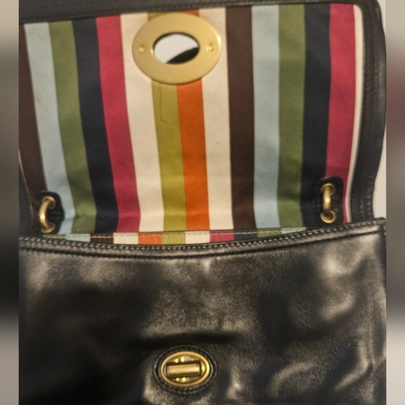 RARE Authentic Coach Black Leather Flap Shoulder Bag–Gold Hardware - Picture 8 of 12